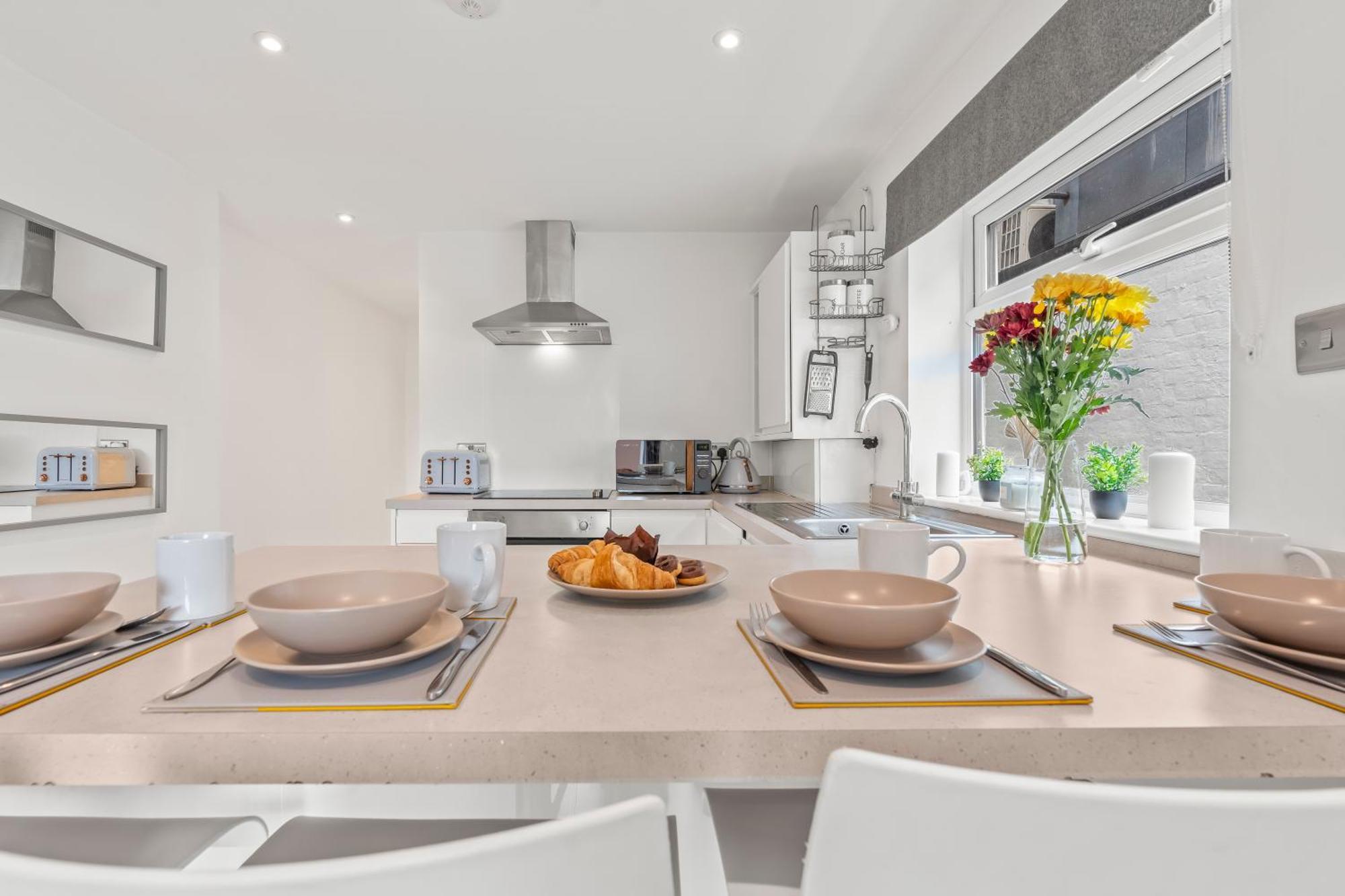 Apartemen Stylish Gem On Mill Road With Fire Pit, Games And Table Tennis