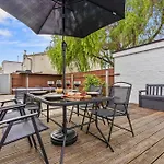 Stylish City Gem On Mill Road With Fire Pit, Games And Table Tennis