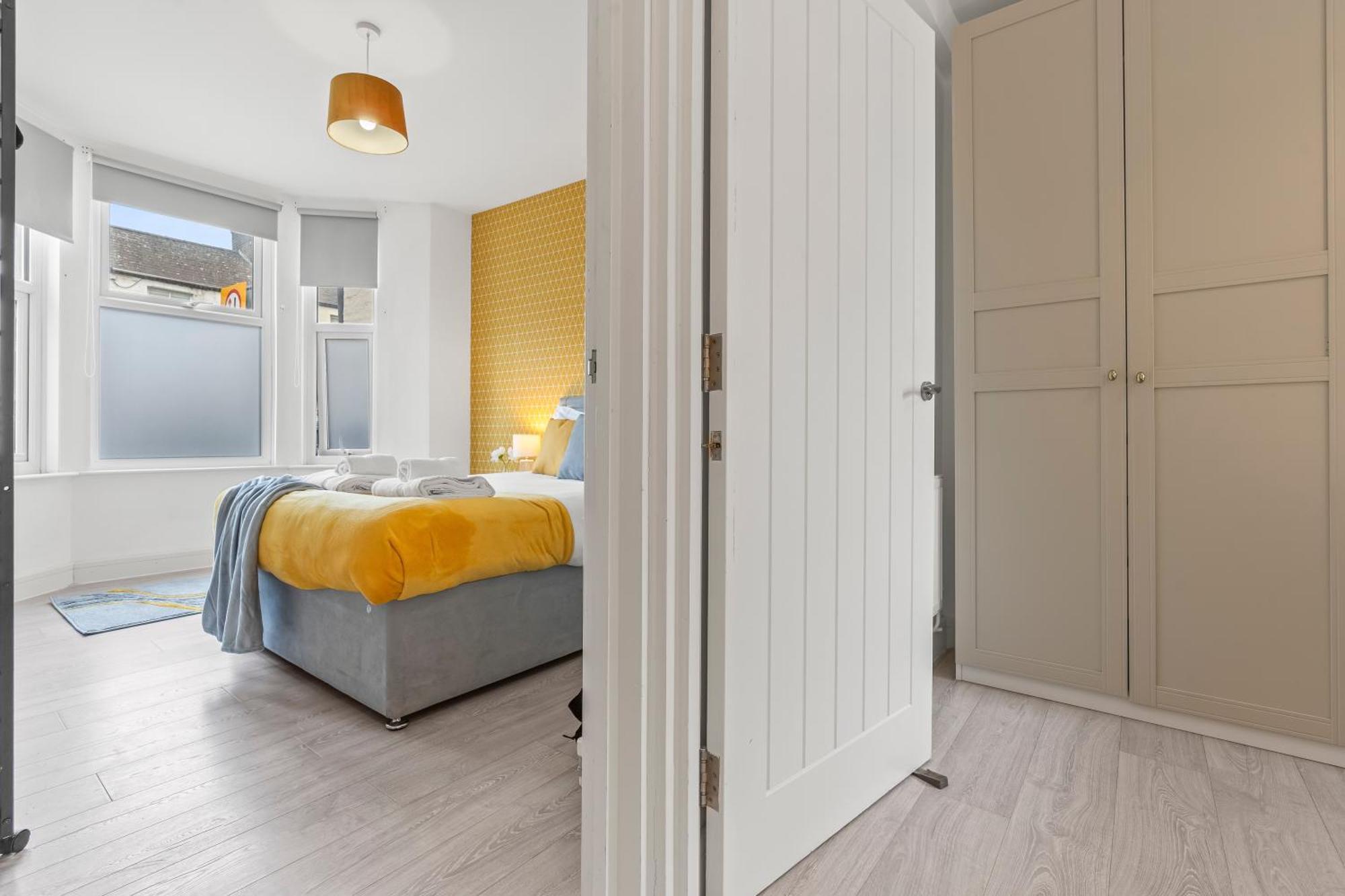 Stylish Gem On Mill Road With Fire Pit, Games And Table Tennis Apartamento Cambridge